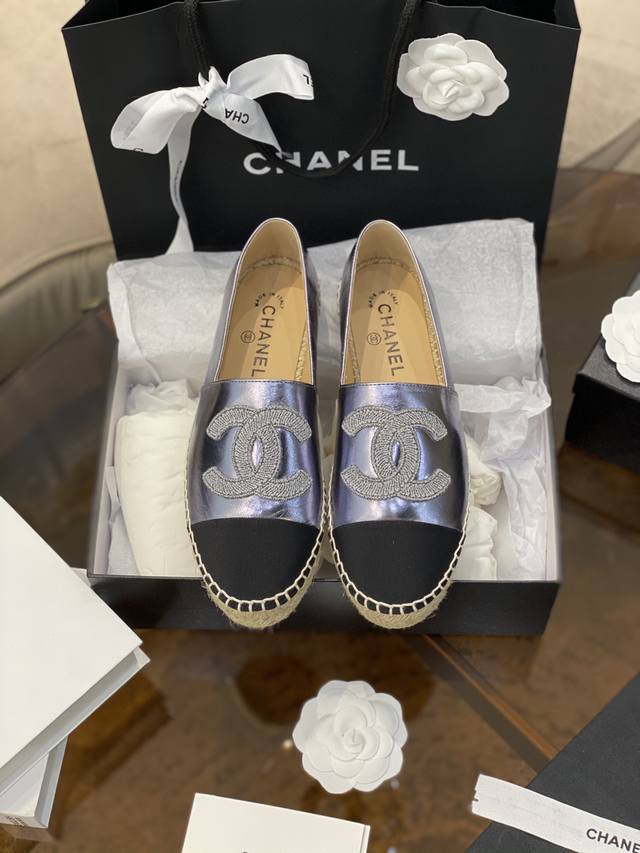 羊皮电绣Logo款 Chane* 春夏季新品 Espadrilles 渔夫鞋 小香经典版型！独家代购原版一比一品质！Hk海港城，广州太古汇均有原版购入全程直播，