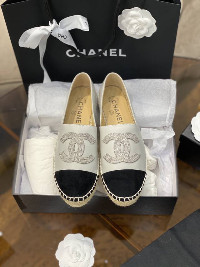 羊皮电绣Logo款 Chane* 经典春夏季新品 Espadrilles 渔夫鞋 小香经典版型！独家代购原版一比一品质！Hk海港城，广州太古汇均有原版购入全程直
