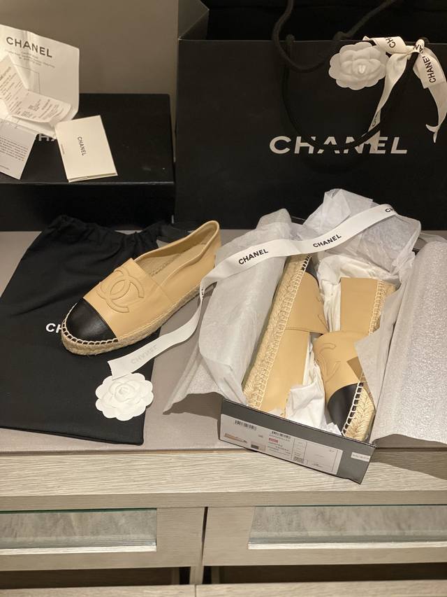 Chane* 超级经典的杏色 Espadrilles 渔夫鞋 小香经典版型！独家代购原版一比一品质！Hk海港城原版购入全程直播，原版一比一开发，绝对放心卖！ 零