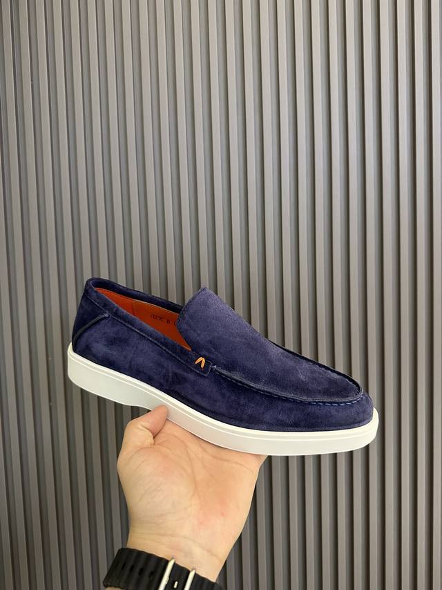 现货 Santoni 圣东尼，主卖色实拍，高丝光全牛反绒鞋面，定制橙色牛里，定制橙色牛皮垫脚。40-46码， 订单另外价