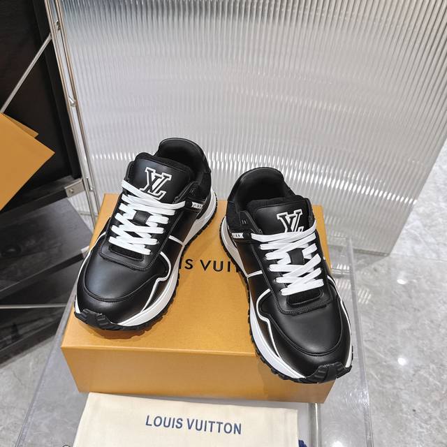 工厂P价P： 配飞机盒 先出男码 Louis Vuitton Runaway Maxi 运动鞋 面包鞋 Lv Runaway Maxi 黑白配色的胖丁 这个胖胖