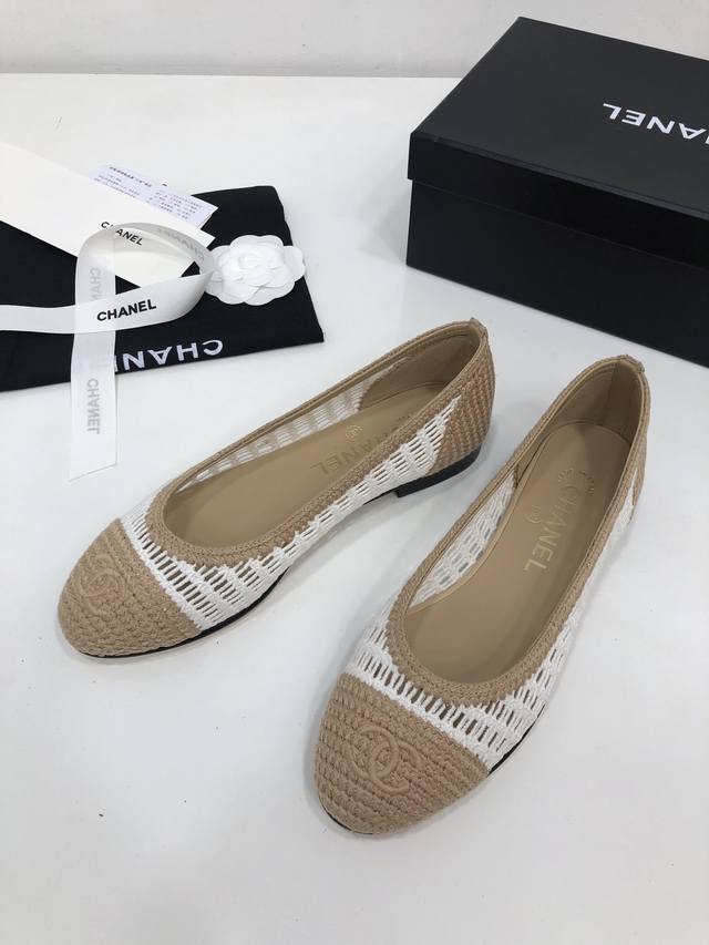 2025 Chanel春季经典简约新品 面料：织物 内里：进口羊皮 跟高：1Cm 码数：35-39 34，40，41，42，43定做不退换