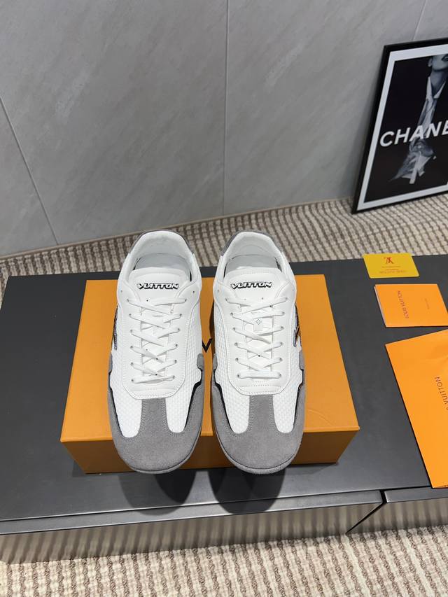 L家 Size:39-44 38.45定做 独家顶级版本 2025Vs春夏秀场新款运动休闲系列 男款网拼休闲鞋 原版1：1开发复刻！！上脚非常舒适，做工精细，这