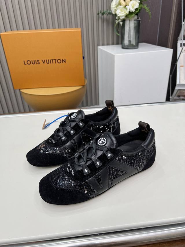 出厂 顶级版本 Lv路易威登 L家 驴牌 最新Sneakerina系列芭蕾运动鞋 德训鞋 休闲 平底鞋 球鞋 原版购入开发 做货 这款Lv Sneakerina