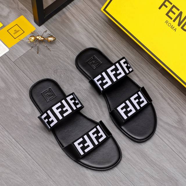 商品商标：Fendi 芬迪 拖鞋 正码码数: 38-44 商品材料：精选原版鞋面，原版大底