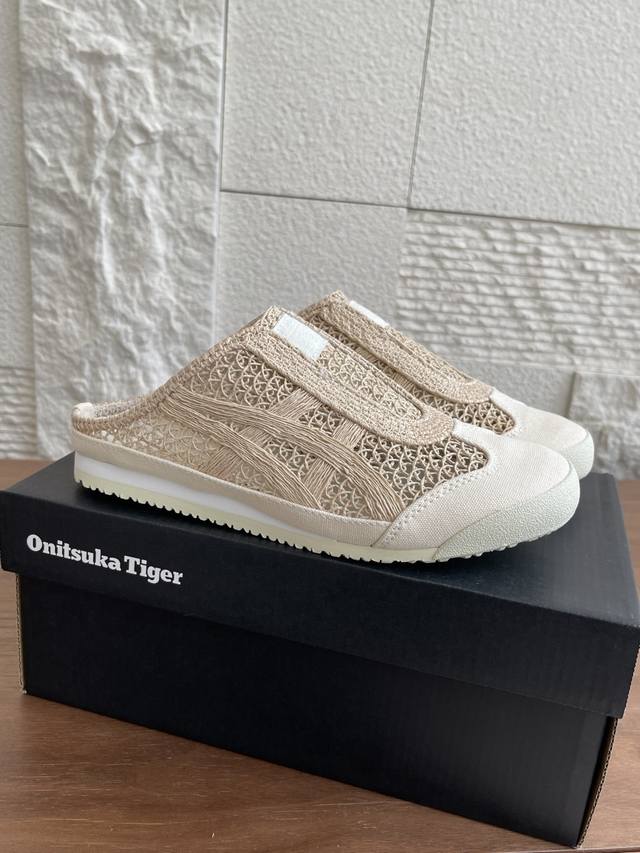顶级版本: 情侣款 Onitsuka Tiger鬼塚虎Mexico 66 踏入炎熱嘅夏天，一對涼爽的鞋款是必須的， 全新Mexico 66 Sabot半涼拖鞋，