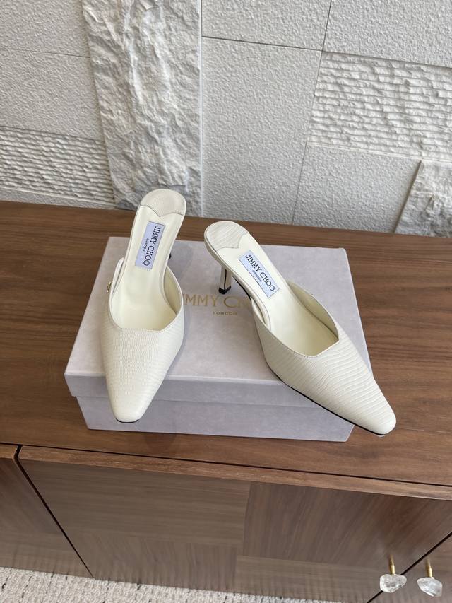顶级版本 Jimmy Choo 吉米周 25Ss 春夏新款 小方头 凉鞋 拖鞋 单鞋 高跟鞋 穆勒鞋 Jimmy Choo 吉米周 春夏 Vivi 系列穆勒鞋，