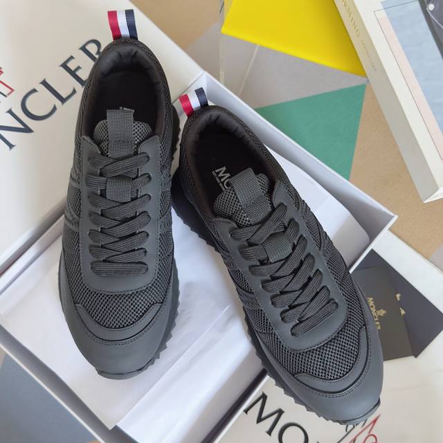 顶级版本：男款 Moncler 盟可睐 蒙口 Pacey系列 户外 厚底 休闲 运动鞋 老爹鞋 原版购入开发 做货 Pacey运动鞋轻巧灵活，彰显都市风格。低帮