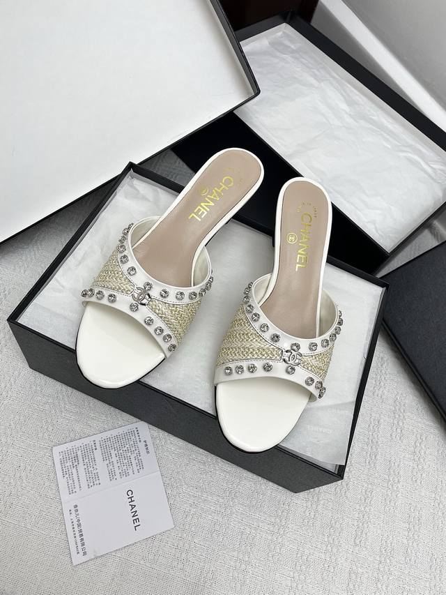 Chanel香奈儿25Ss新款编织水钻低跟拖鞋 一秒入夏重工极品西欧系列Chael 小香 Bling Bling超闪一字拖 今年Chnel 必入的一款编织拖鞋
