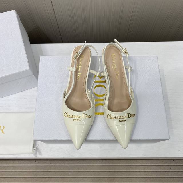 出厂价P Dior 迪奥 25 2025春夏新品 顶级版本 专柜主打新款My Dior 尖头字母扣后空高跟鞋硬货上新 Bs代购级别！高级感十足！国内外博主刷爆的