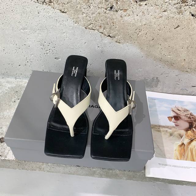 Balenciaga* 2025春夏新款朋克风高跟拖鞋时髦有型，十足的潮流范儿对版高订牛皮面料，羊皮内里，意大利进口真皮大底，尺码：35-39# 40#订做不退
