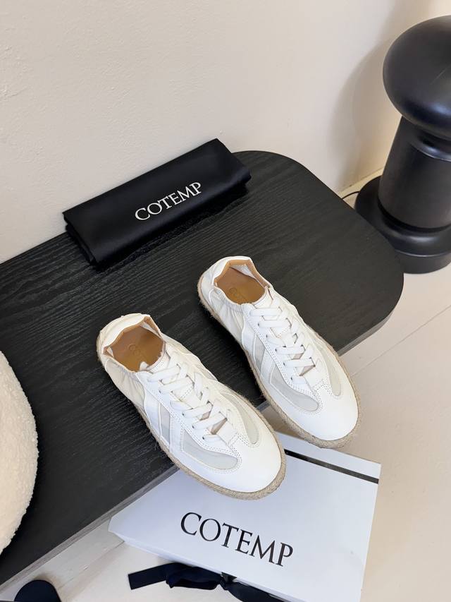 Cotemp New Launch Kairo Cotemp 25Ss 春夏新款 柔软德训鞋Kairo，以早期普世的功能性闻名 始终保留着简洁与舒适的特点，经过