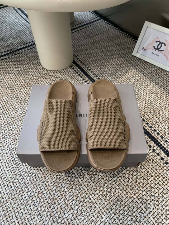 Balenciaga巴黎世家 拖鞋 升级版推出Speed 版本全新袜子鞋拖鞋 原厂货 绝非通货 鞋面是原版飞织一体成型技术 无缝 鞋底五块中底组成回弹与较感都特