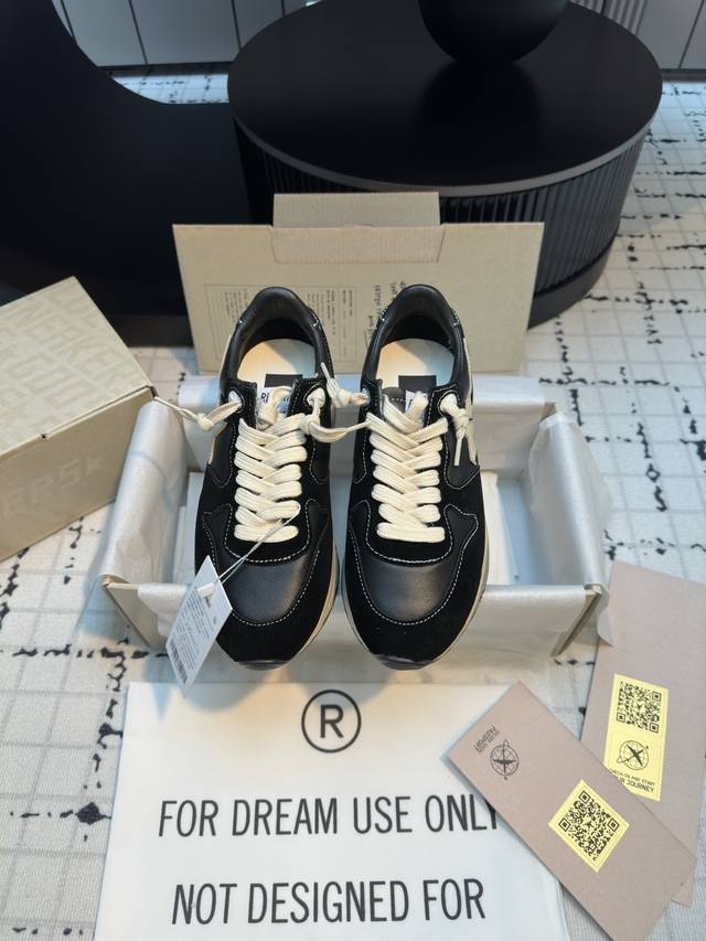 代购级 Ggdb／Running Sole Ss新款运动休闲鞋！ Space非常时尚的运动鞋，上脚超级舒适百搭～ 随意搭配牛仔裤‘休闲裤都好好看～潮人必备单品