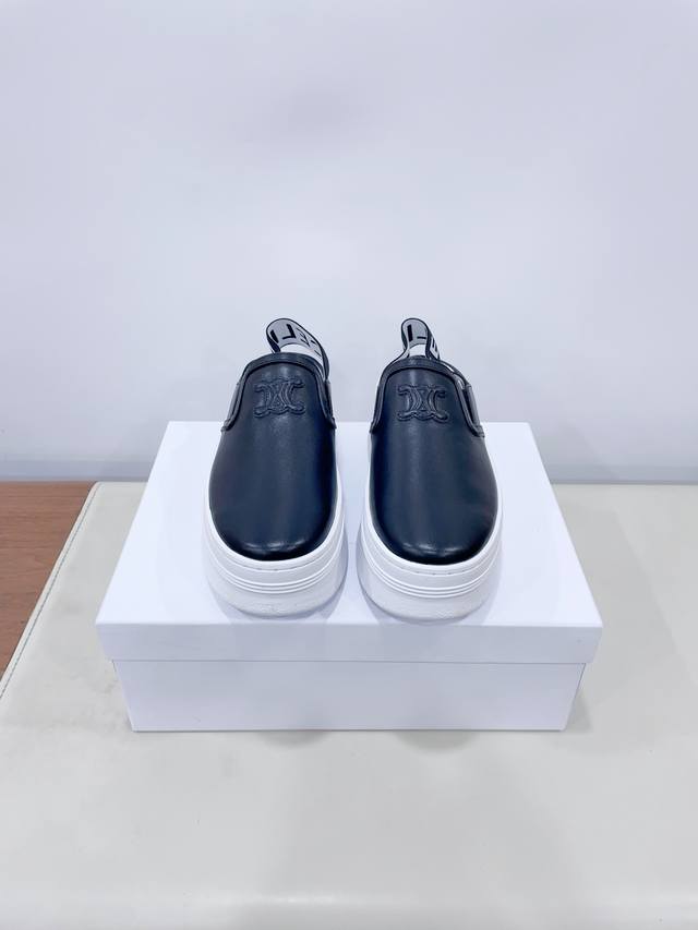 Celin*思琳赛琳Celine 厚底 休闲鞋舌和鞋后帮饰有Celine标志 松紧半拖 鞋后帮和侧面压印Celine标志厚底面包鞋2025春夏新款女凯旋门徽标系