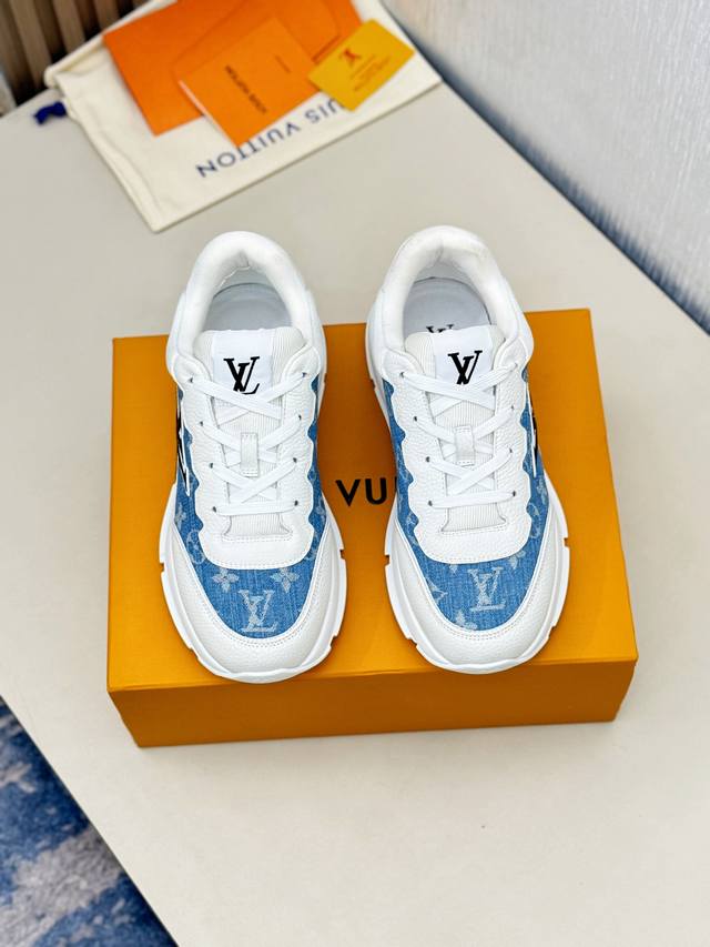 L家 情侣款Size:35-46 Lv 路易威登 2025 2025春夏新款 顶级版本原版一致 专柜主打最新款休闲鞋 硬货上新 代购级别！高级感十足！国内外博主