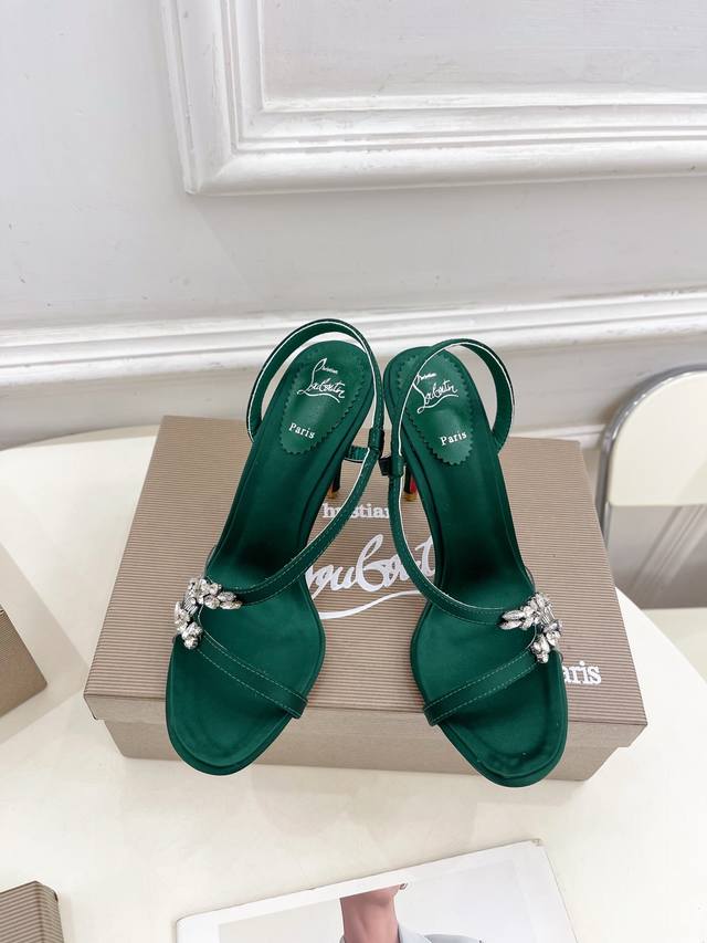 Christian Louboutin路铂廷Cl 红底鞋 25Ss最新Just Jewel真丝水晶钻高跟凉鞋系列，魅惑华丽的顶级硬货上新 Bs明星同款，平台主播