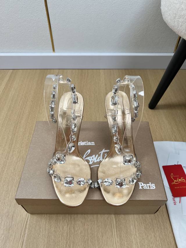 Christian Louboutin 2025 Cl家2025春夏新品 专柜最新爆款Cl红底鞋高跟凉鞋系列 原版购入开发 做货 除了好看一无是处的高跟鞋水钻高