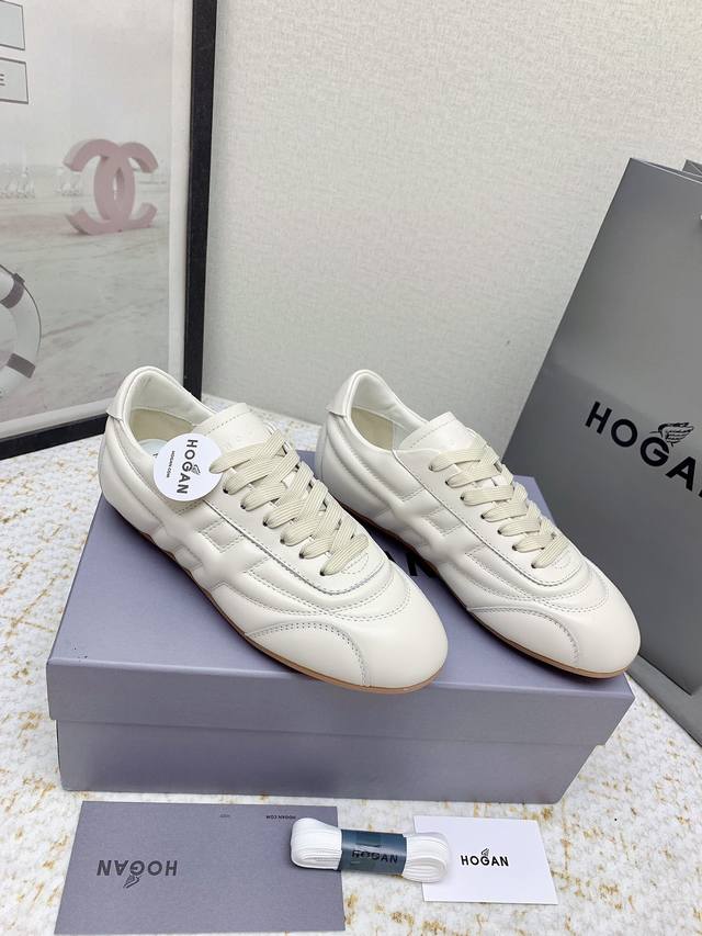 女 男 高版本 Hogan 霍根 25 86Er系列 运动 休闲 阿甘鞋 早春新品86Er系列H671运动休闲鞋复古时尚厚底鞋，以经典而不失时尚的设计演绎品牌风