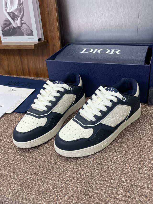 工厂P价P 迪奥 2025春夏最新情侣款休闲鞋 Dior Oblique B27 Cd字母Logo压花圆头低帮系带滑板鞋 明星同款平底拼色运动鞋 原版开发 顶级