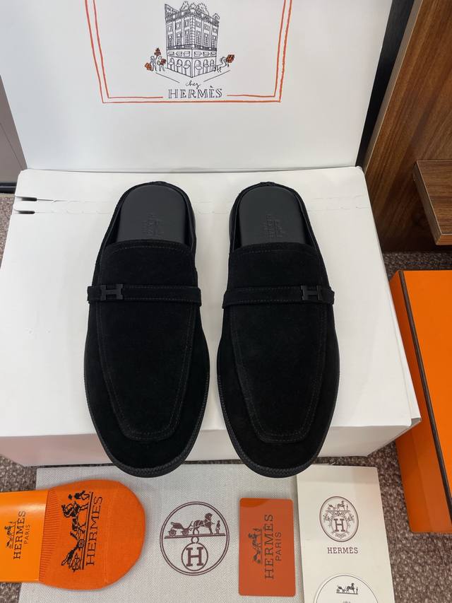 工厂P价P女码 男码 莞货 代购级 爱马仕 Hermes 春夏经典情侣款Likely拼色低跟女鞋 H家字母Logo五金扣平底圆头穆勒凉拖鞋 材质：进口小牛皮 羊