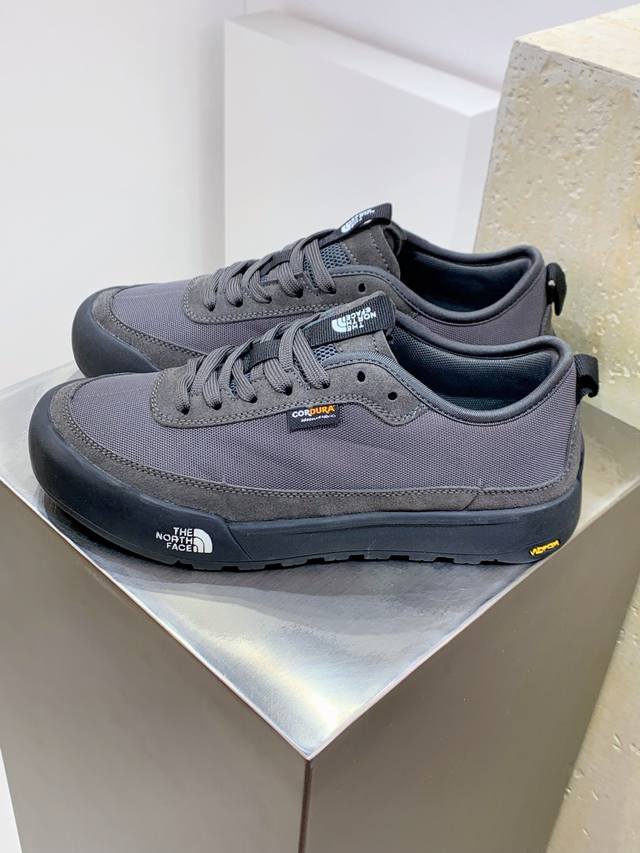 The North Face Cedar Measa 北面系列轻便套袜式一脚蹬跑鞋 户外运动抓地耐磨休闲鞋 飞织鞋面透气性强 贴脚舒适度极好 ，超级减震抗疲劳舒