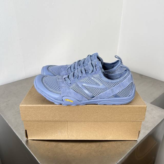 上新 Nb潮流专区-New Balance Mt10 薄底赤足鞋 薄系扁鞋风 防滑耐磨 低帮 生活休闲鞋 男女同款36-45 含半码 专柜1:1品质 区别市场通