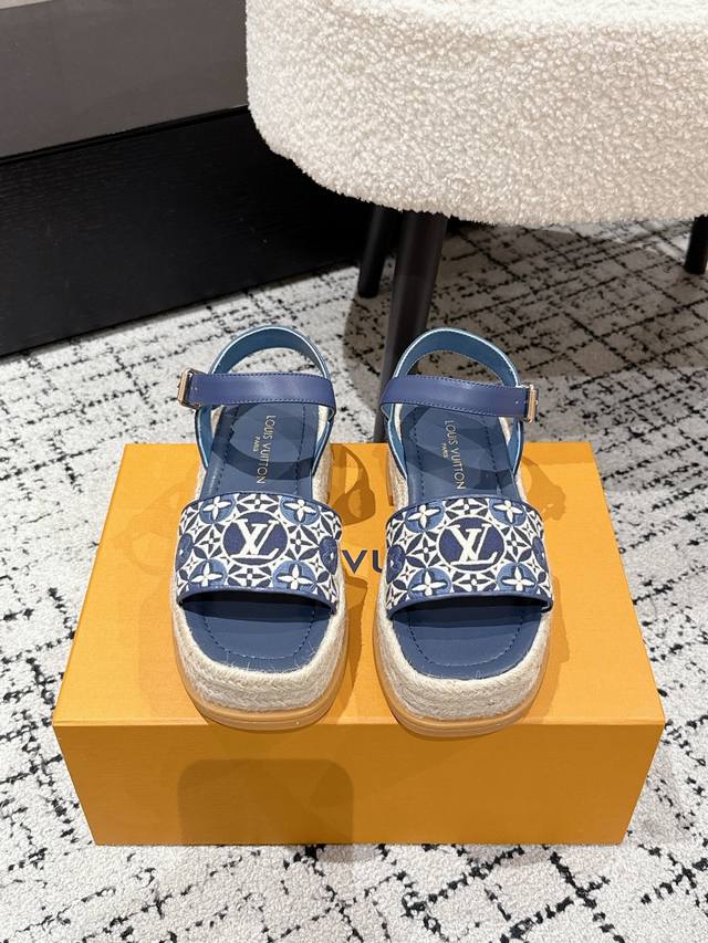 村上隆 Takashi Murakami X Louis Vuitton 25 樱桃系列 Maya 草编底 圆头搭扣 一字带 最新夏季限定 樱桃风系列 采用彩色