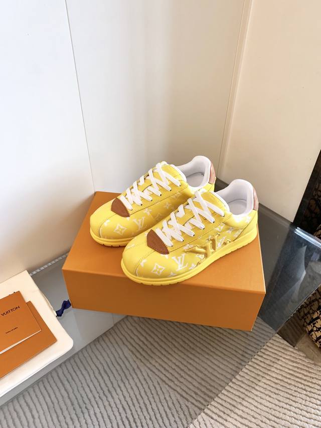出厂价P 、 Louis Vuitton& Buttersoft Sneaker联名爆款 路易威登 Louis Vuitton Trainer 系列运动鞋，作为
