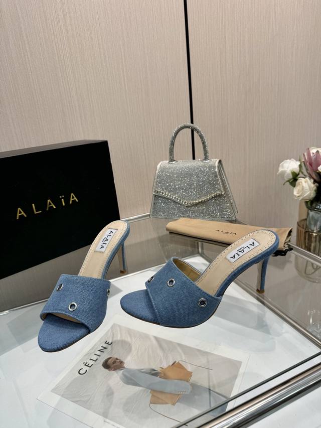Alaia 阿莱亚 .8色可选，跟高8Cm,码数35-42，出厂价P
