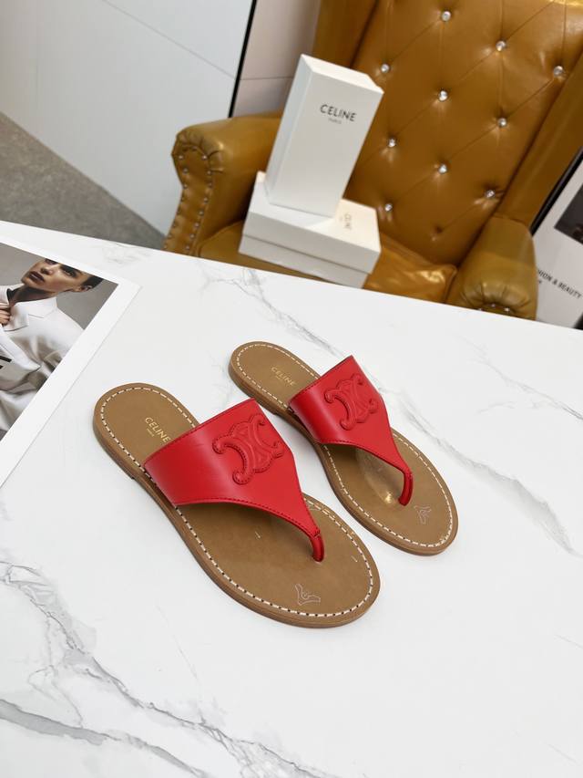 出厂价Pp真皮底 #橡胶底 Celine 赛琳 春夏新品夹趾鞋鞋面采用小牛皮加经典压花Logo油边工艺，质感非凡上脚超级好看 颜色：黑色，白色，棕色，红色，银色