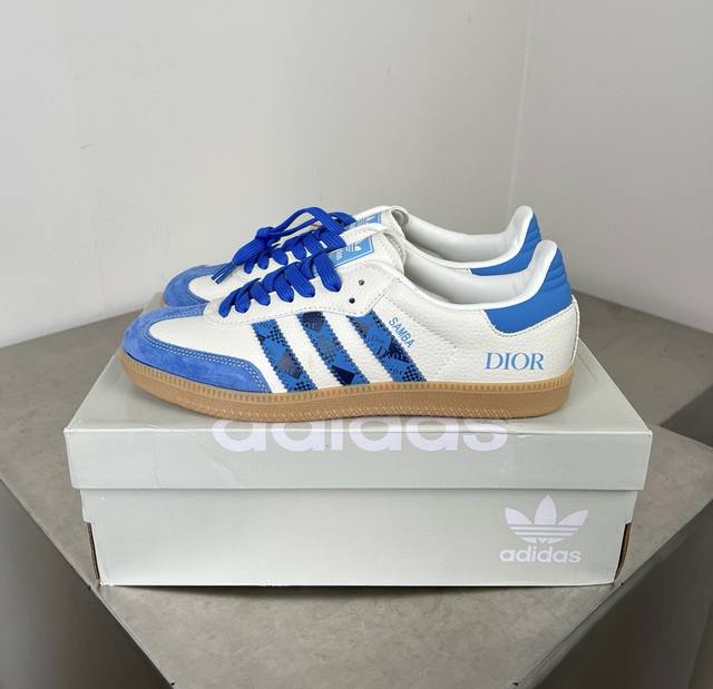 上新 Adidas Originals Samba 桑巴低帮男女休闲鞋板鞋运动鞋 尺码：36 36.5 37 38 38.5 39 40 40.5 41 42