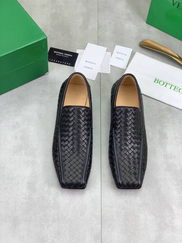 工厂P价P 男款+30 顶级高端版本 代购品质 原版开发 Bottega Veneta2025Ss新品爆款夏季Jim情侣款乐福鞋。Bv新款男女同款Jim乐福鞋抢