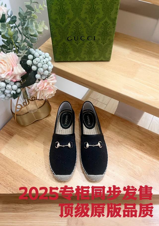 品牌:Gucci 品名:Gucci 渔夫鞋 颜色:花色 产地:It 适用人群:Men 鞋面：提花面料 码数：36-41