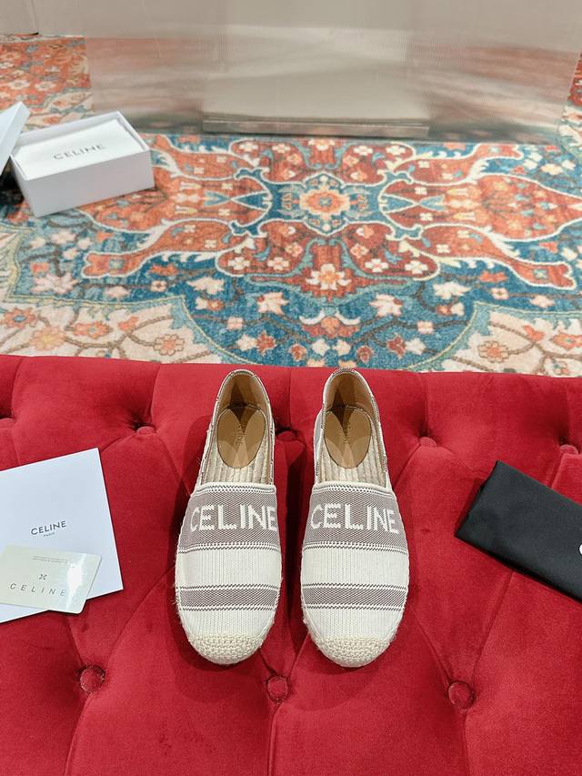 Celine 思琳赛琳夏新款爆款渔夫鞋 简约大气时髦，耐看不过时，是时尚圈永不退潮的经典所在，复古的渔夫鞋。 原版手工编织面，特定布面，水染羊皮内里和垫脚， 麻