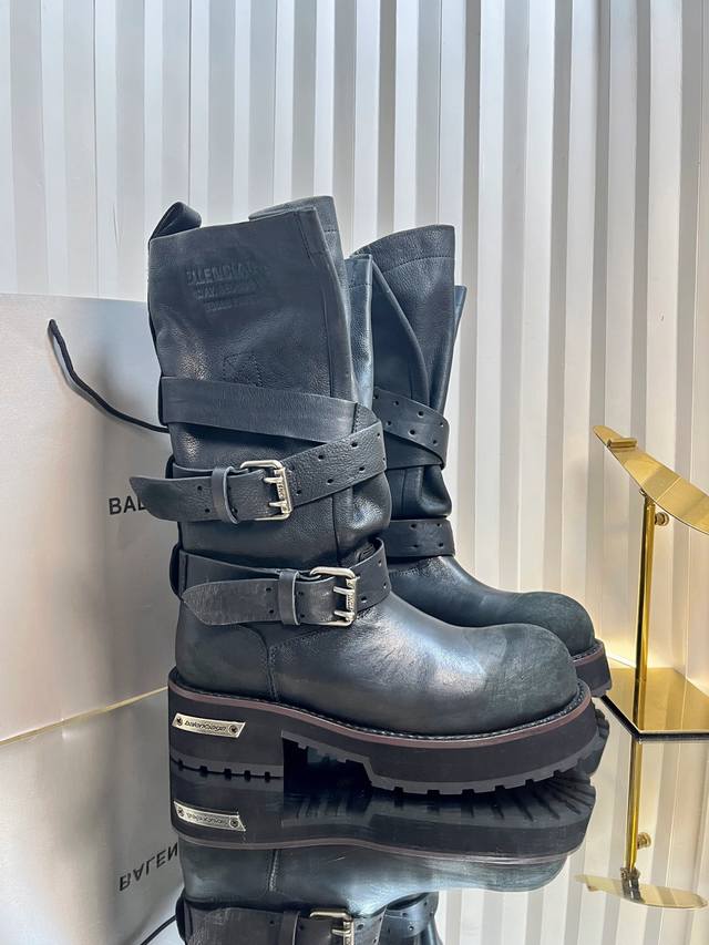 女 男730巴黎世家25Fall Pre-Order New Balenciaga Fw25 Venom Boots By Balenciaga 顶级版 25年