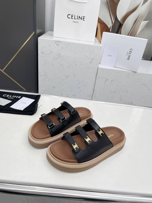 Celine25Ss新款，标志性金属凯旋门微标吸晴 三带厚底拖鞋 脚感轻盈，35-41 出厂