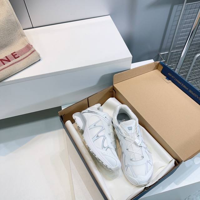 高品质出厂 ！顶级品质Salomon25春夏最新火爆款松糕厚底登山鞋休闲运动鞋！ 法国小众品牌，新作继承了诸多品牌制胜的流行元素，势必大热 帆，配有高度适中的舒