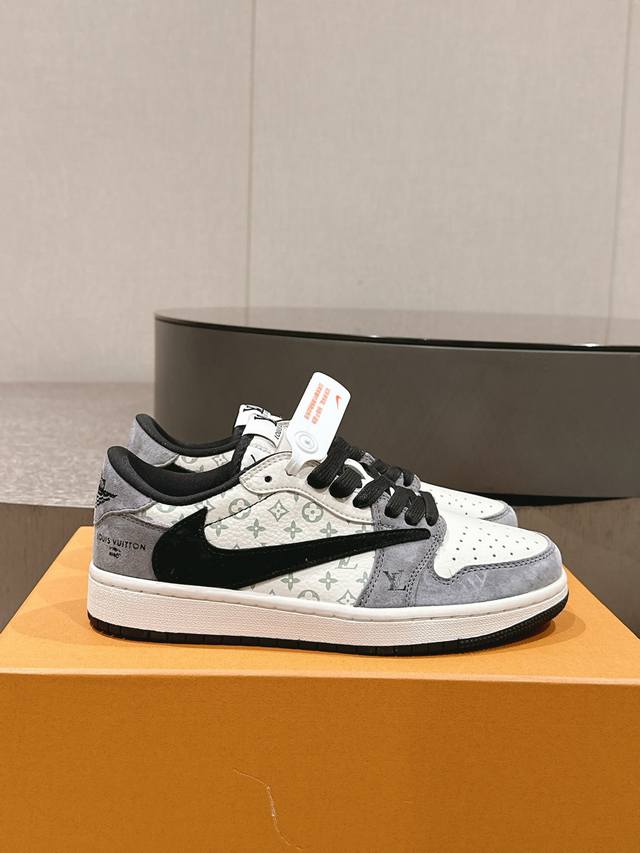 出厂 、Lv新色 Nike联名Lv休闲板鞋 限定走秀新款 顶级品质 代购级 情侣款码 耐克乔一联名鞋让鞋迷大开眼界，各种意想不到的设计创意，大Lgou配色方案给