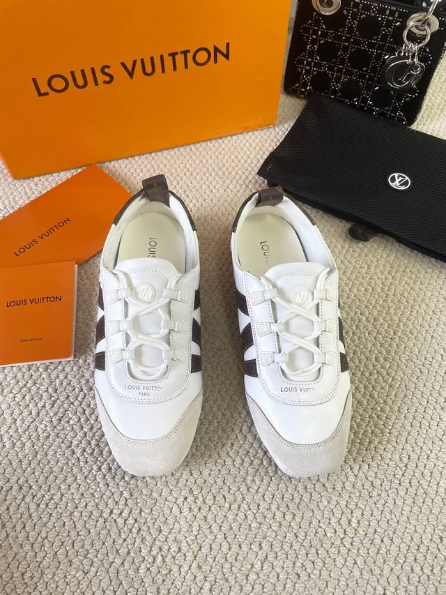 Louis Vuitton Sneakerina 最新芭蕾运动鞋轻盈舒适 混搭百变 复古摩登 每个颜色都爱不释手芭蕾运动鞋 德训芭蕾舞鞋 完美复刻Sneaker