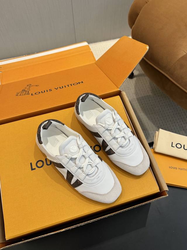 顶级飞机盒版本 Lv路易威登 L家 驴牌 最新Sneakerina系列 情侣款 芭蕾运动鞋 德训鞋 休闲 平底鞋 球鞋 原版购入开发 做货 这款Lv Sneak