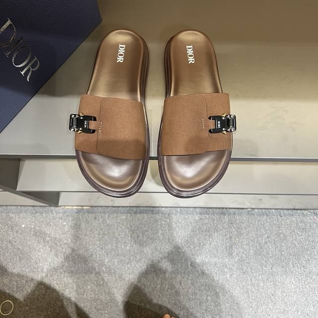 Dior迪奥 Size:38-45 Dior迪奥 最新款H-Town 系列 Oblique 厚底 拖鞋 凉鞋 原版购入开发 做货 这款 Dior H-Town