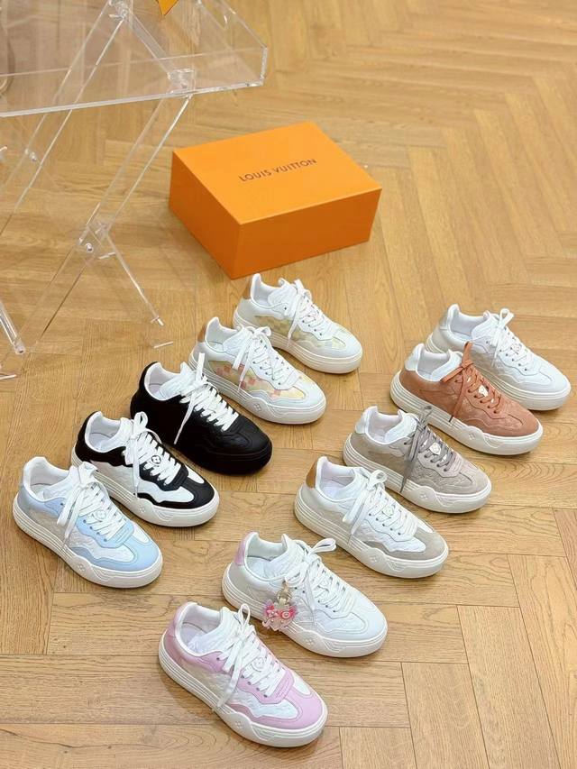 冲量价: 男+10 男女同款 新款运动鞋 厚底 休闲 原版购入开发 做货 Lv Discovery 系带鞋亮相路易威登 四秀场，以科技网格面料和金属质感合成材质
