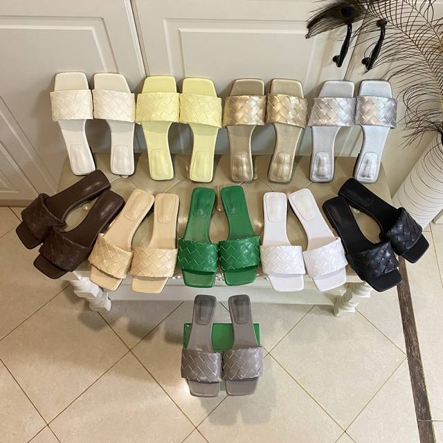 出厂价P ，Bv拖鞋，经典编织面，羊皮里，真皮注塑大底，35-40码 41，42码定做不退换