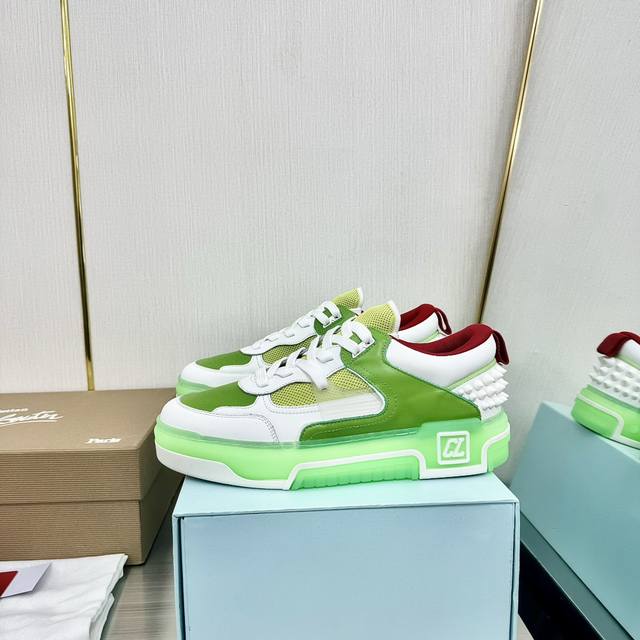 出厂价Pp 王俊凯 杨幂 丁程鑫 陈牧驰王子异 同款Christian Louboutin路铂廷 新品 Astroloubi 男女同款厚底运动鞋红底鞋时尚与运动