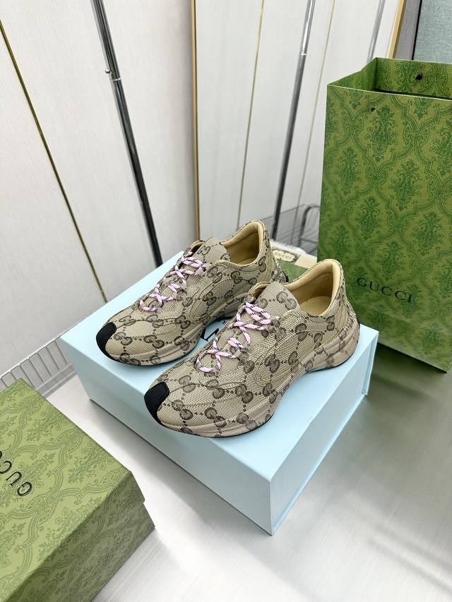 顶级版本 ，购原版拆解 新配色， Gucci 古奇 经典老爹鞋，代购级别，情侣款 四季百搭 鞋面: 进口牛皮 里垫: 原版A级混种羊皮， 鞋底: 最新原版开发T