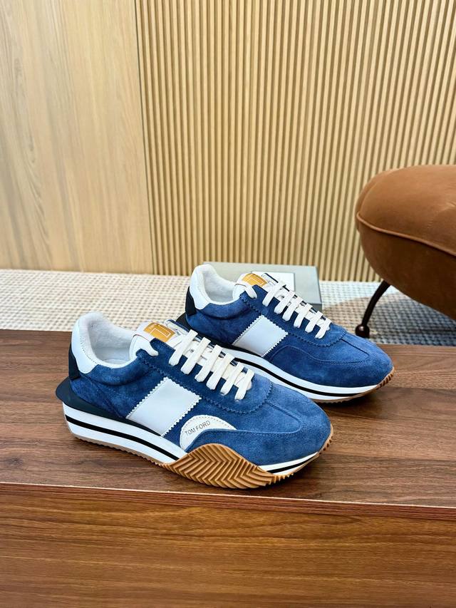 汤姆2025新款 Tom Ford 美国复古轻奢 情侣款Size：35-44 Tom Ford设计师曾经是古888驰的设计师，来自美国品牌，贸易单，国内罕见，不