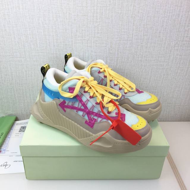出厂价P 齐色齐色齐色，颜色多多 Off-White 运动鞋 高版本非福建货 春夏秀款球鞋正式发布独家上线曝光新配色高端版本出货 情侣款所有配件均通过定做出产正