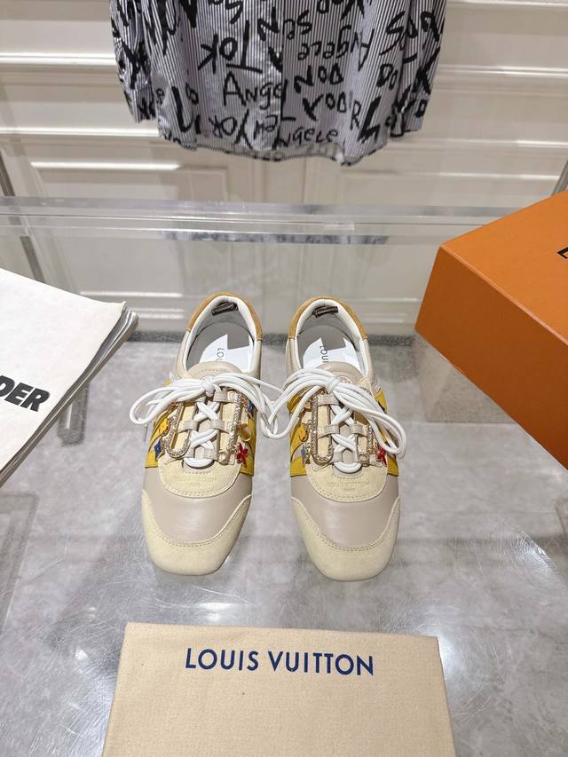 顶级版本 配全套飞机盒包装独家配饰60 Louis Vuitton路易威登驴牌春夏Sneakerina系列 芭蕾运动鞋 德训鞋 情侣款 Sneakerina 芭