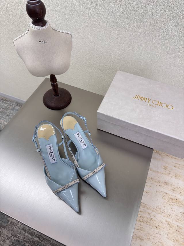 简约织带Logo 后空鞋 25 配饰 系列 Jimmychoo Collins Store 浅蓝 Jimmy Choo 织带 系列经典之作 最近好多宝宝来到Co